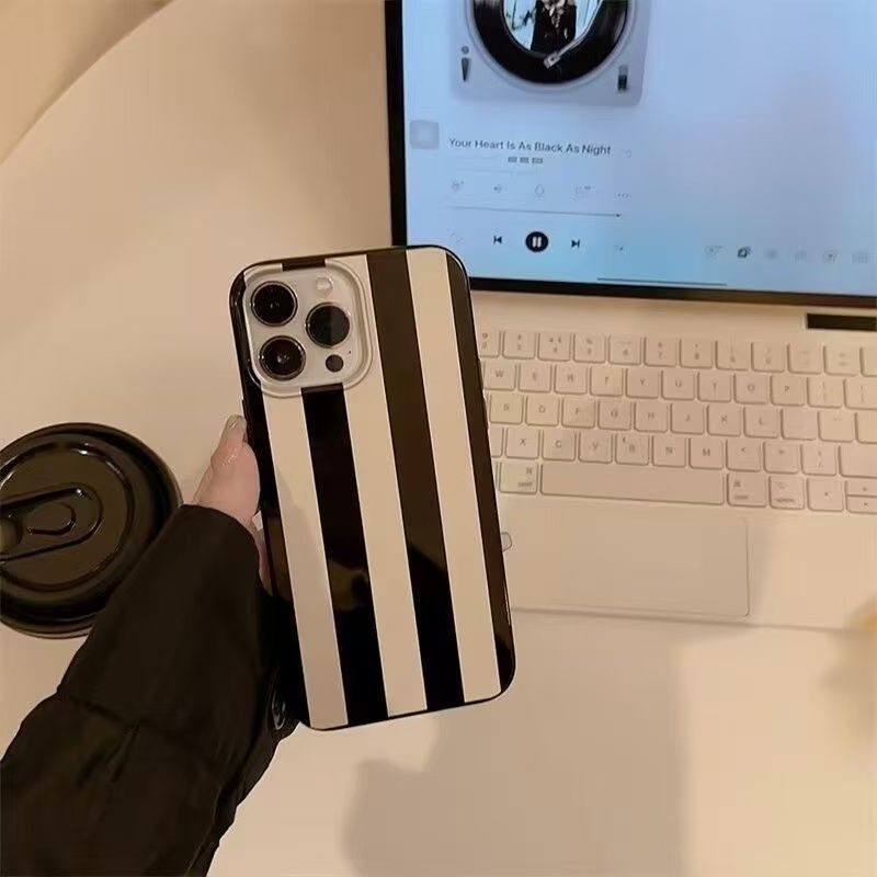Small Niche Fresh Art Design W - Phone Cases Designer recension och pris