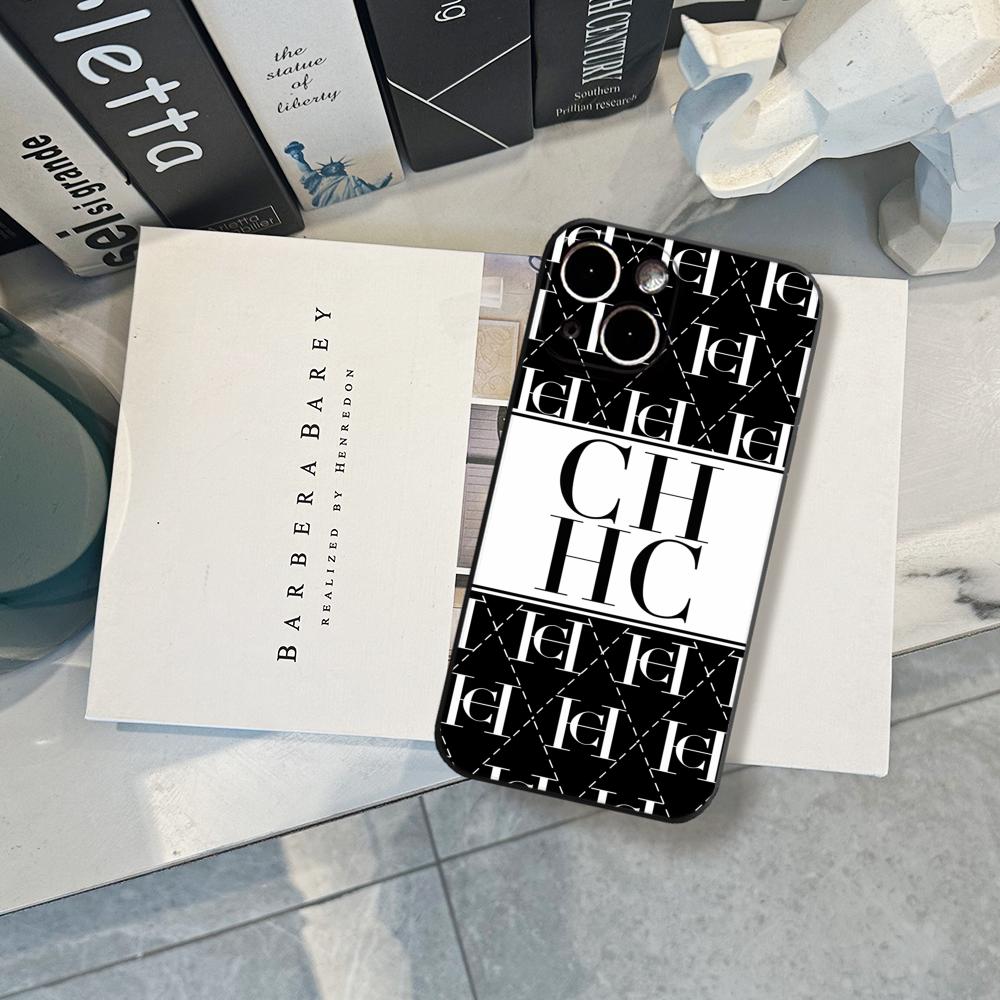 C-CarolinaS Fashion H-HerreraS - Phone Cases H&M recension och pris